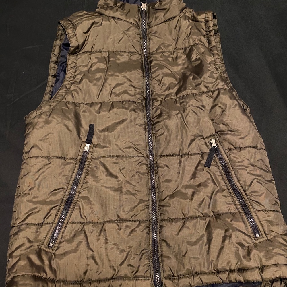 Puffy vest
